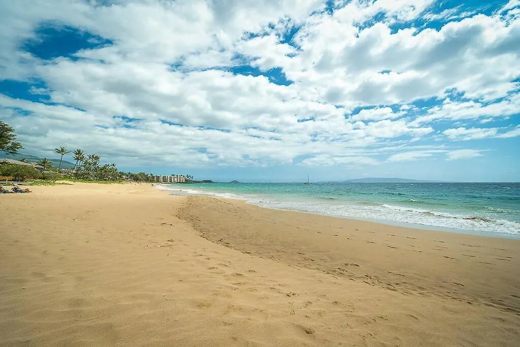 Apartment Kihei Alii Kai A404- Top Floor, Remodeled, Oceanview & Steps From Beach USA